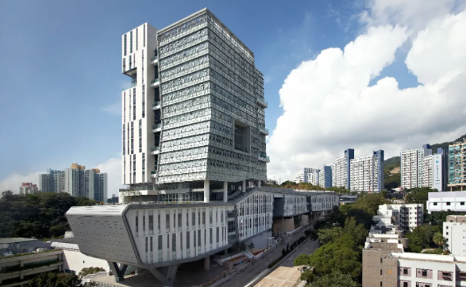 香港城市大學(xué)相當(dāng)于內(nèi)地的什么大學(xué)等級呢？